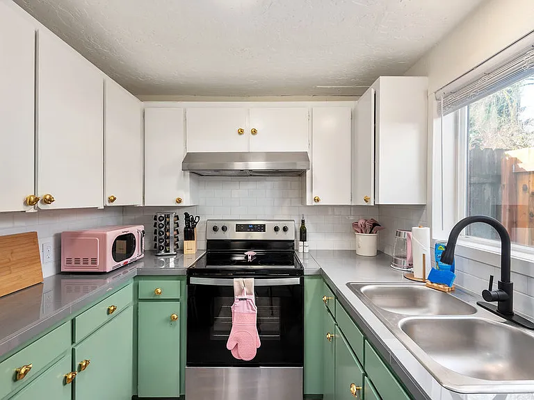 838 SE Tacoma St — Photo 21