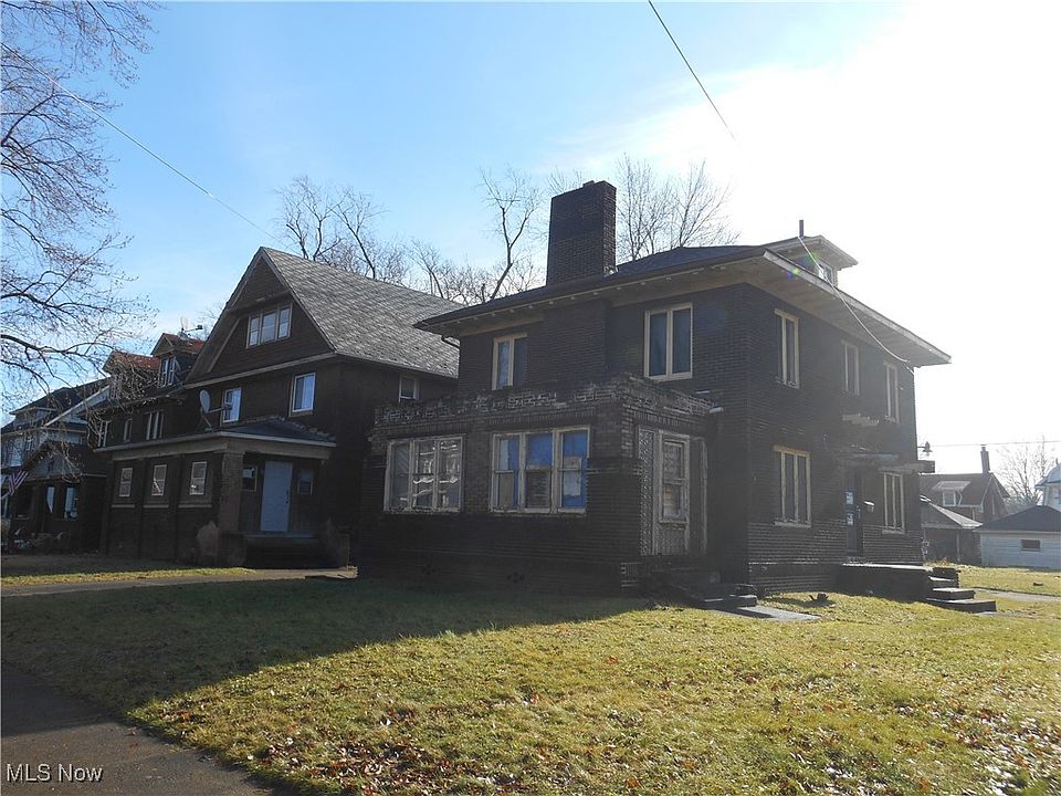 10th image of 1683 Juanita Ave