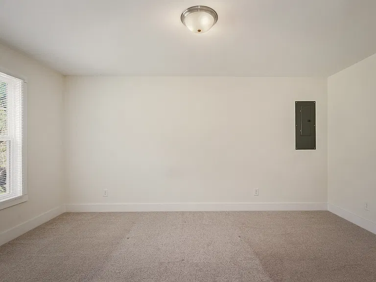 15508 Richmond St — Photo 24