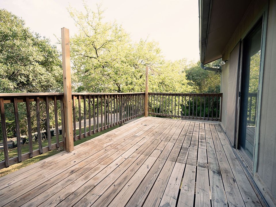 Advance Street Duplex 910 & 912 Advance St San Marcos TX Zillow