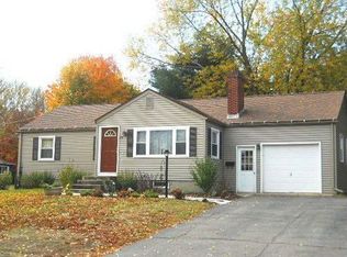 38 Sterling Rd, Northampton, MA 01062