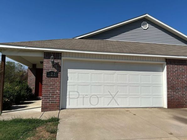 225 & 227 N Marietta Way