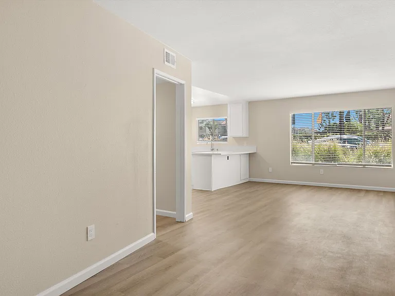 University Highland Parc South — Photo 15