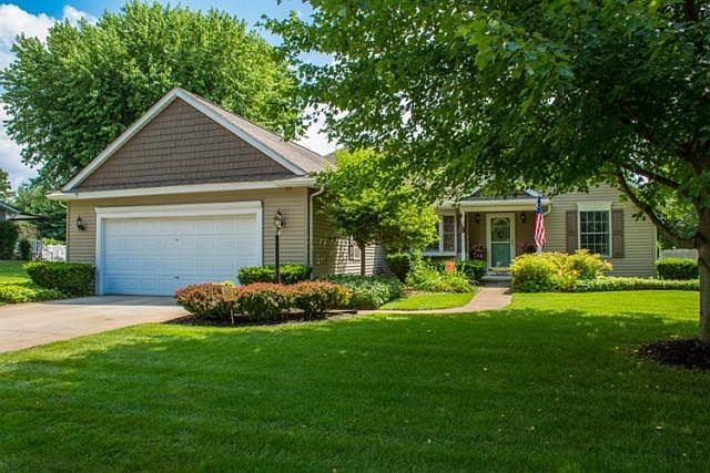 1st image of 51780 Winding Waters Ln #L