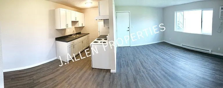 1804 Parker Cir #D — Photo 1