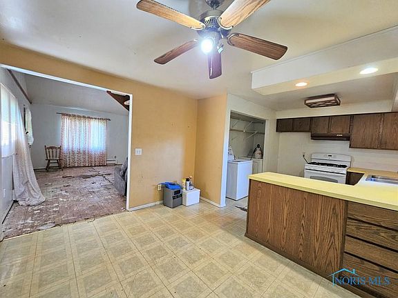 3rd image of 5846 316th St