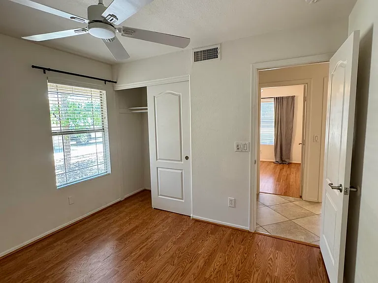 6510 W Behrend Dr — Photo 14