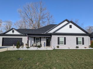 165 Pinnacle Point Ln, Tullahoma, TN 37388