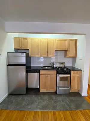 Rented by Waverly Realty Associates | media 8