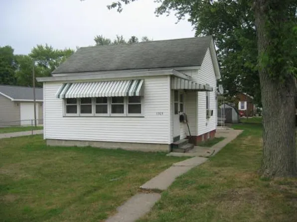 1305 S Monroe St, Streator, IL 61364
