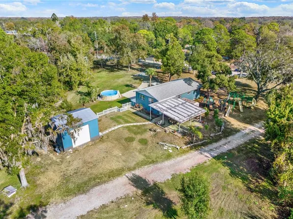 9425 Osceola Dr, New Port Richey, FL 34654