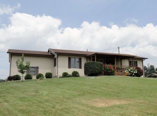 633 Adwolfe Rd, Marion, VA 24354