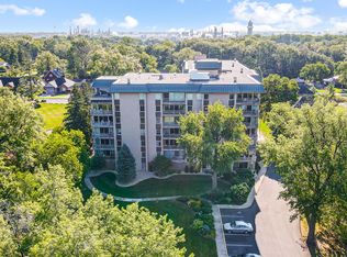 1755 Shawnee Rd APT 402, Lima, OH 45805