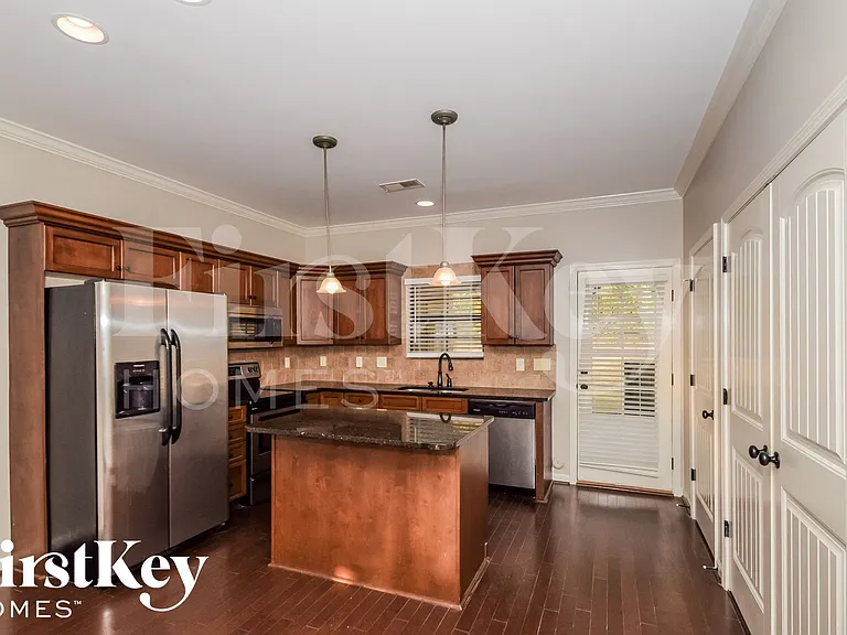 7701 Timber Leaf Ln — Photo 4