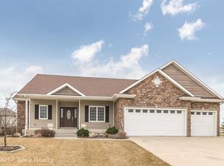 4126 140th St, Urbandale, IA 50323