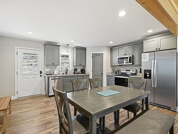 5th image of 113 Matrix Ln