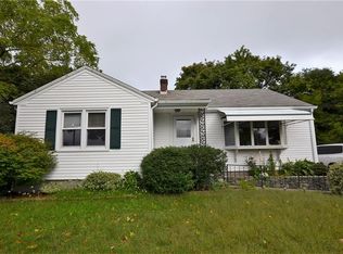 222 Foote St, Barrington, RI 02806