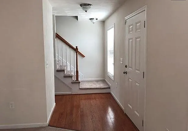 640 Old Fort Rd — Photo 2