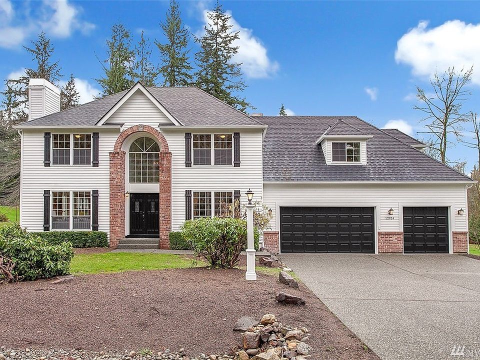 1st image of 12924 234th St SE