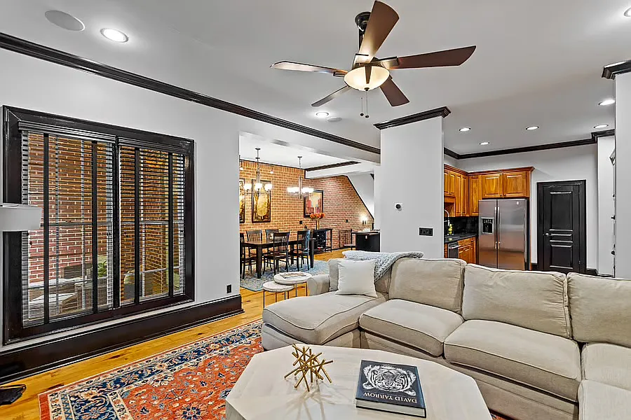 Living Room (Main/Second Floor)
