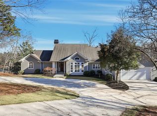 951 E Lake Dr, Gainesville, GA 30506