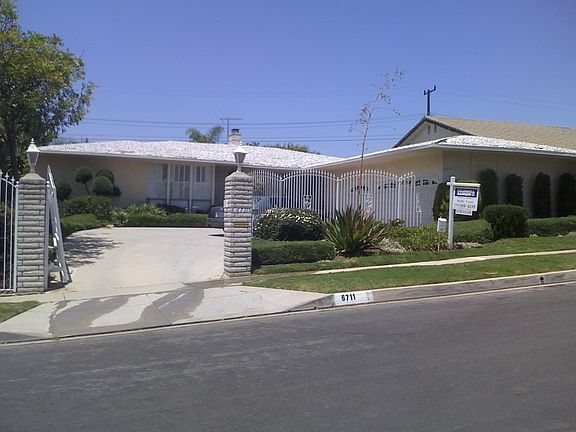 2nd image of 6711 S Halm Ave