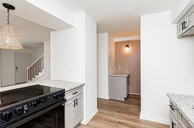 5110 Butter Creek Ln #6 — Photo 6