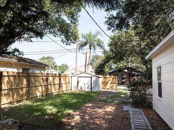4th image of 1815 21st Ave N