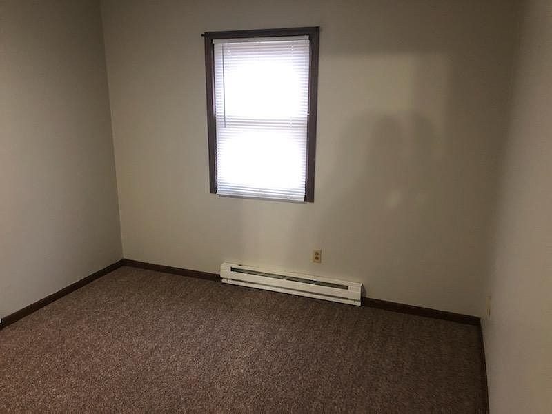 1st image of 101 E Bennett St