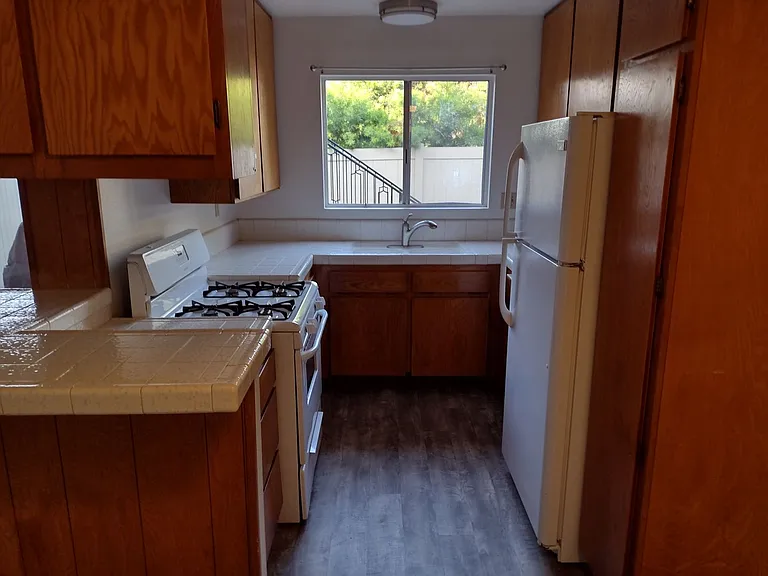 Reed Ave., 952 — Photo 4