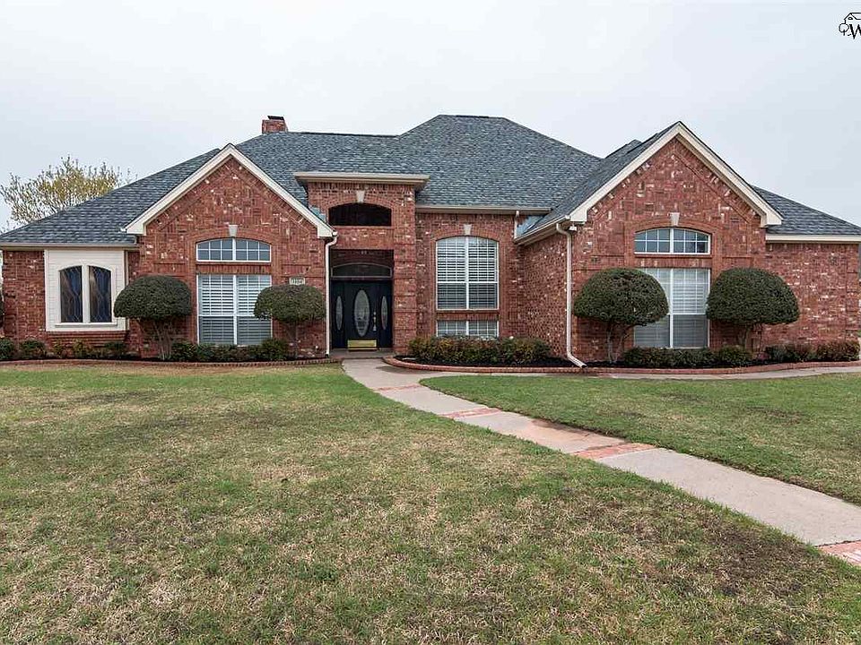 1st image of 1104 Oriole Ln