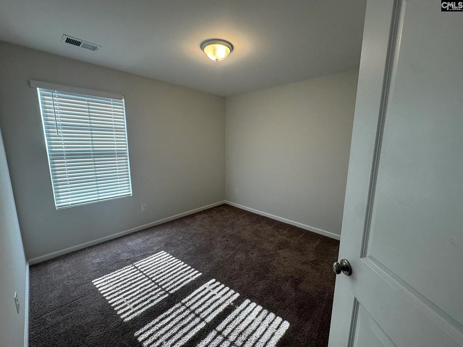3 bed, 1620 sqft, $1,995 — Photo 4