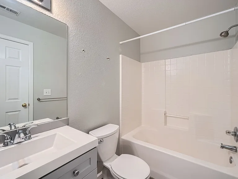 2nd bathroom