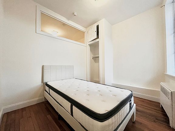 4th image of 235 W 103rd St APT 5E