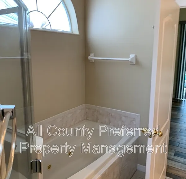 1901 Thesy Dr — Photo 23