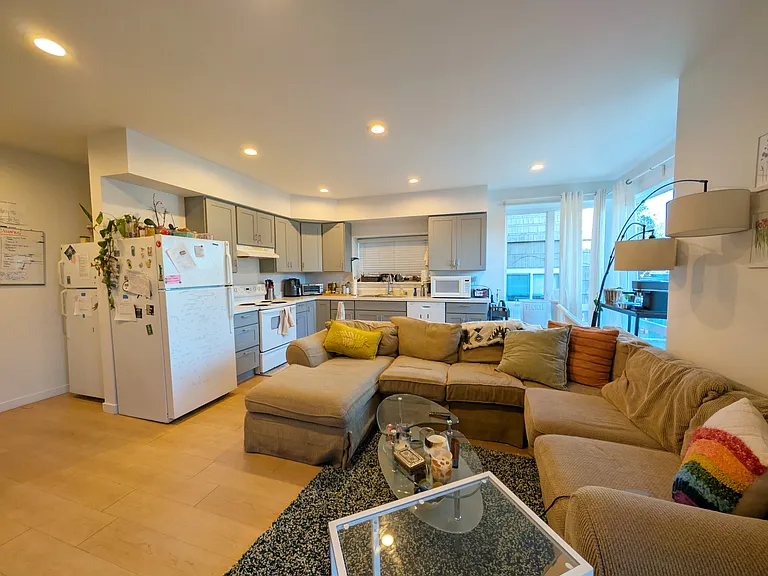 5043 21st Ave NE #B — Photo 22