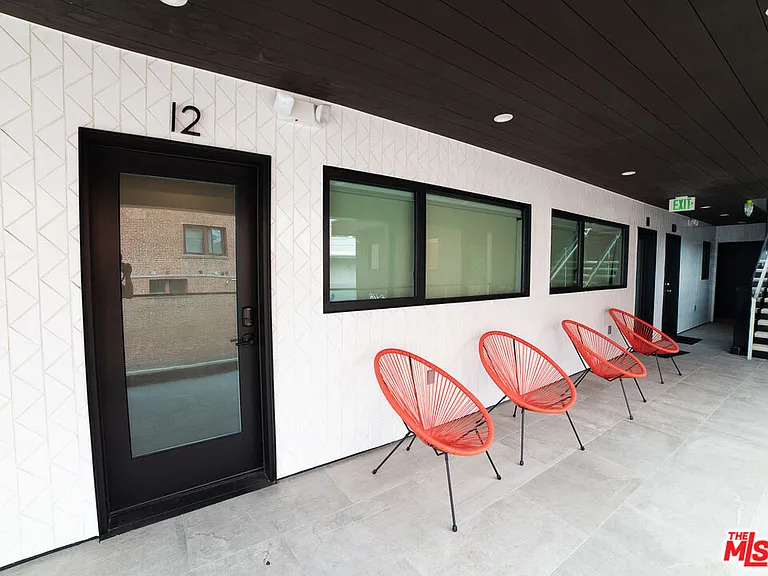 14 Brooks Ave #8 — Photo 15