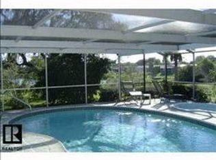 9819 Hickman Ln, Port Richey, FL 34668