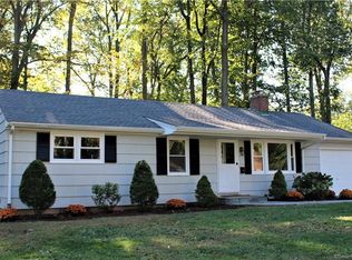 100 Forest Dr, Wethersfield, CT 06109