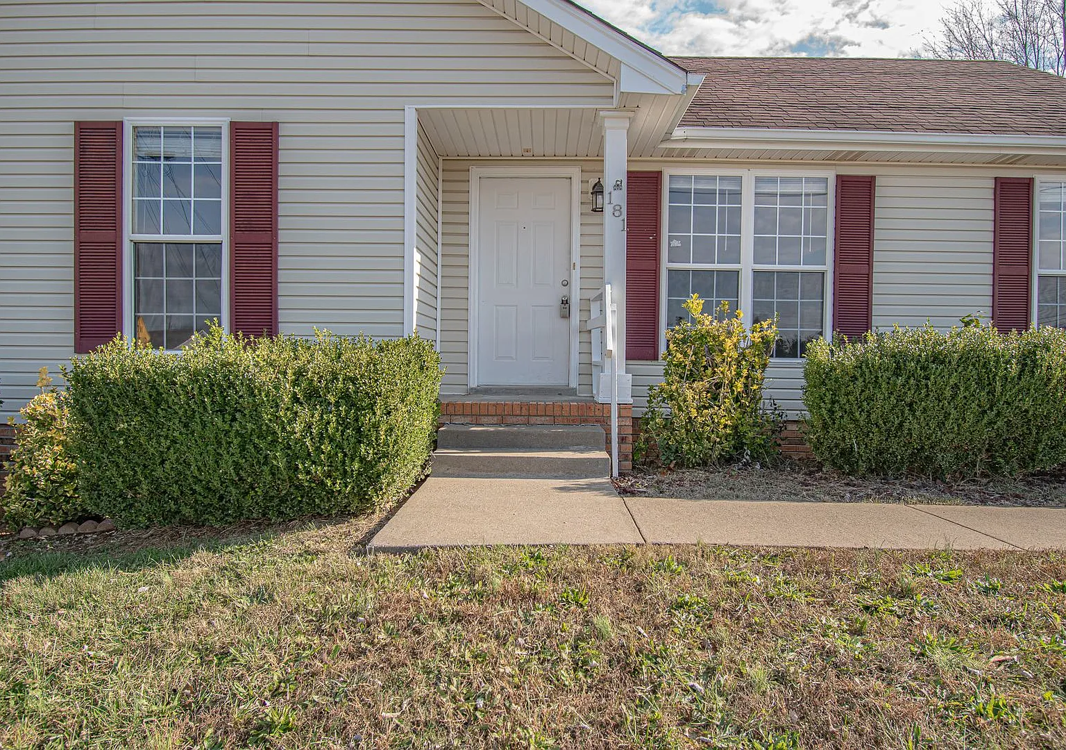 Fenced Yard! — Photo 2
