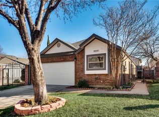 2039 Mallard Dr, Lewisville, TX 75077