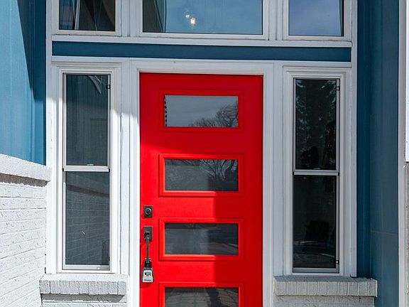 2nd image of 1283 Doric Dr