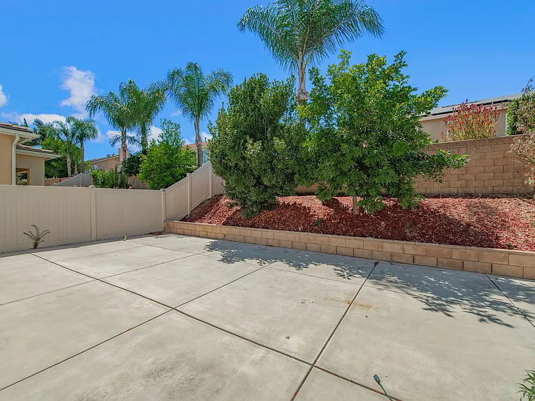 15870 Kingston Rd — Photo 16