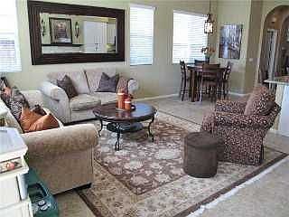 3rd image of 1732 Kenwood Pl