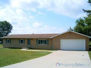 4463 W Capitol Dr, Appleton, WI 54913