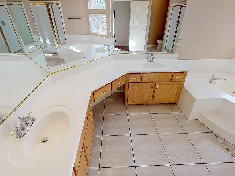 8805 Claystone Ct — Photo 48