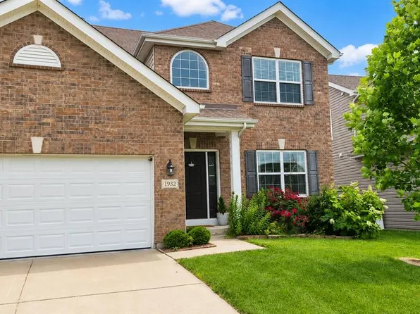 1932 Maryland Oaks Cir, Saint Louis, MO 63146