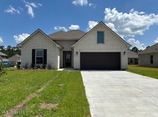 15370 Murphy St, Gulfport, MS 39503