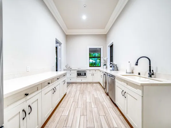 9139 Grand Prix Lane, Boynton Beach, FL 33472