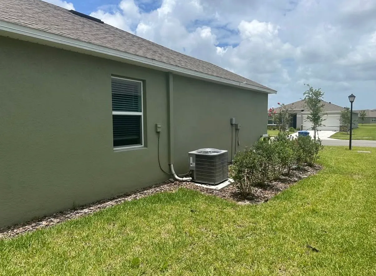 4 bed, 2241 sqft, $2,650 — Photo 2